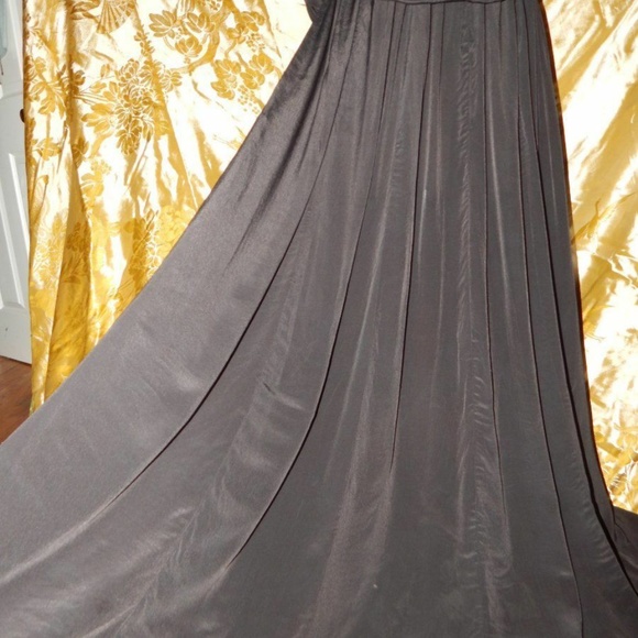 Cecelia De Bucourt Grecian Chain Maxi Dress - Picture 4 of 9